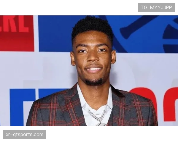 “报道:黄蜂队米勒增重成功,将被赋予更多“背身单打”作为战术发起的任务” “报道:黄蜂队米勒增重成功,将被赋予更多“背身单打”作为战术发起的任务”